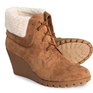 Náutica Renden Sherpa wedge lined booties size 8 M warm tan brown